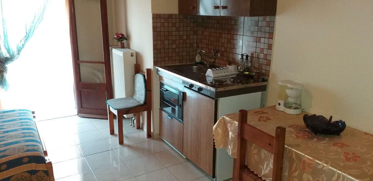 Toulatos Pantelis Apartment *